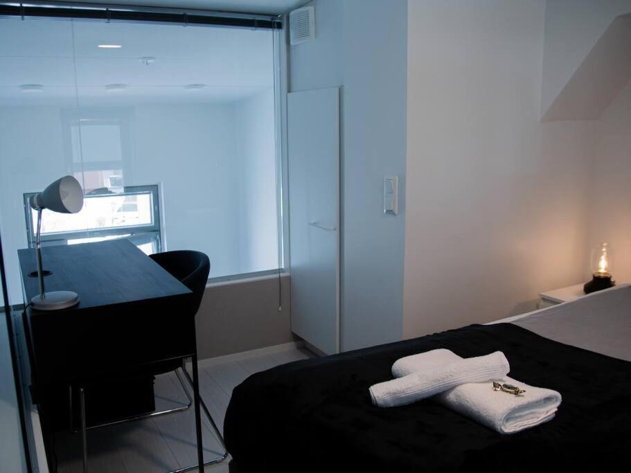 Ferienwohnung Cozy Penthouse Loft - Near The Airport Vantaa Exterior foto